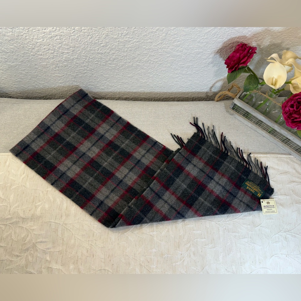 Vintage John Hanly Ireland: Wool & Cashmere Plaidโ Scarf. Heritage Mill Quality